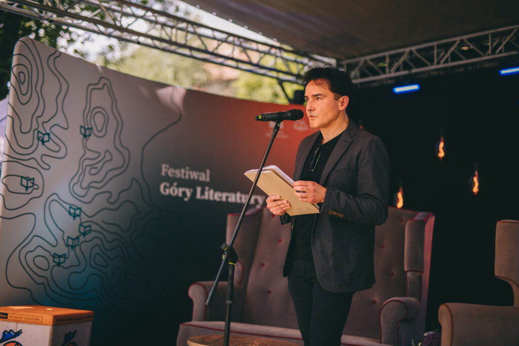 Grzegorz Tokarczuk podczas otwarcia 9. edycji Festiwalu Góry Literatury